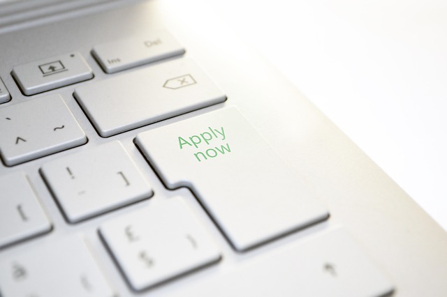 Apply Nowの文字