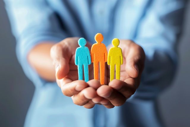 特定技能制度 長期安定雇用をイメージした人型