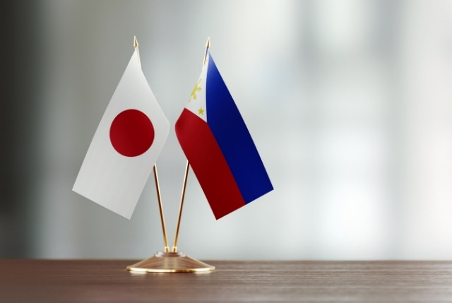 日本とフィリピンの国旗
